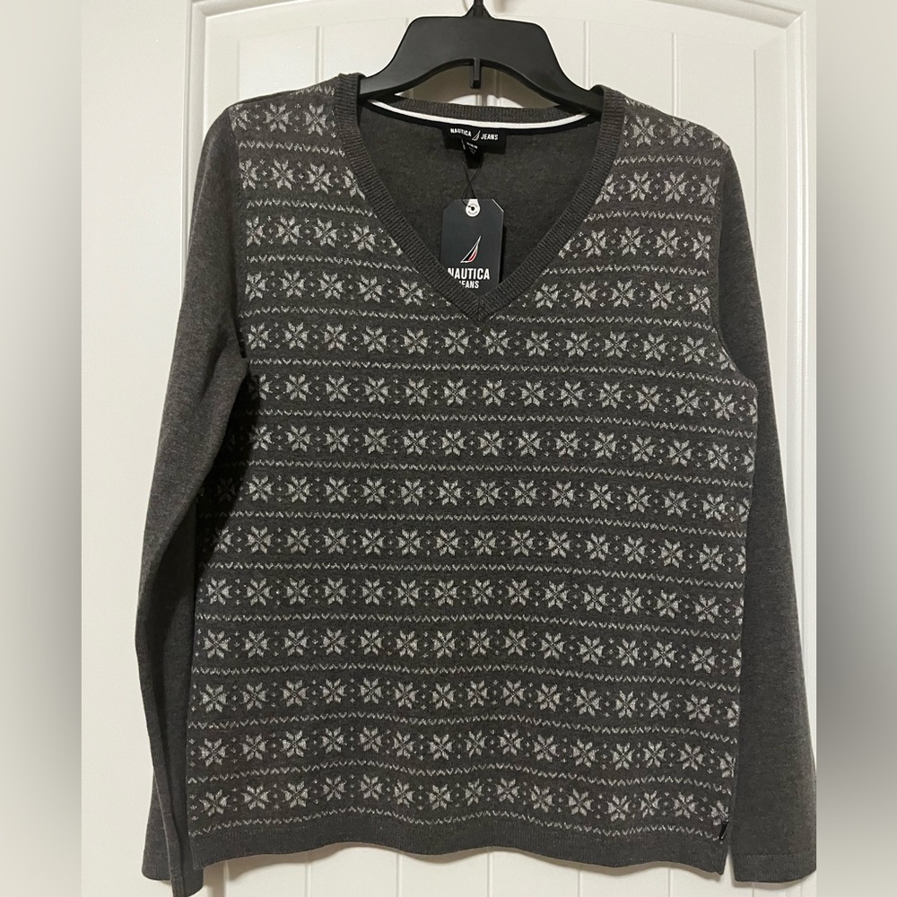 Nautica Jeans Women’s Gray Sweater
